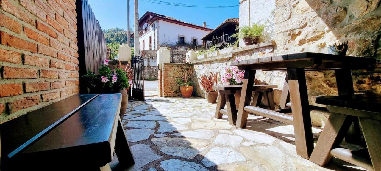 Casa Vacacional Gerpe II Villa Navés Buitenkant foto
